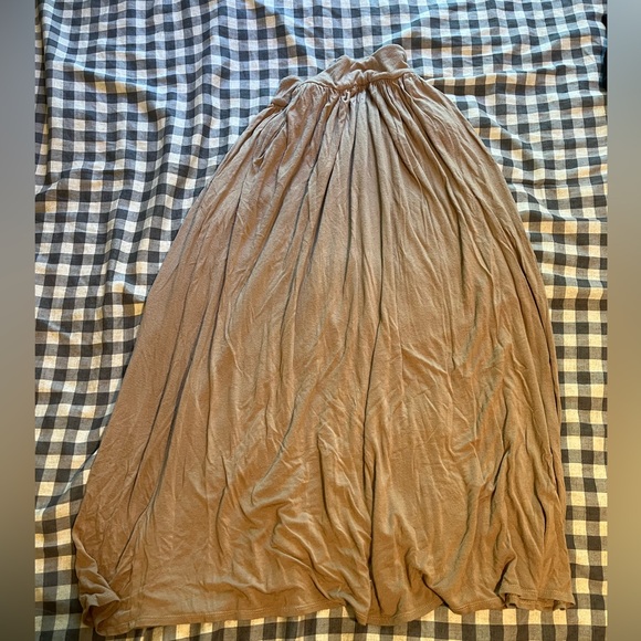 Tan Elastic Ankle Length Skirt - Picture 1 of 2